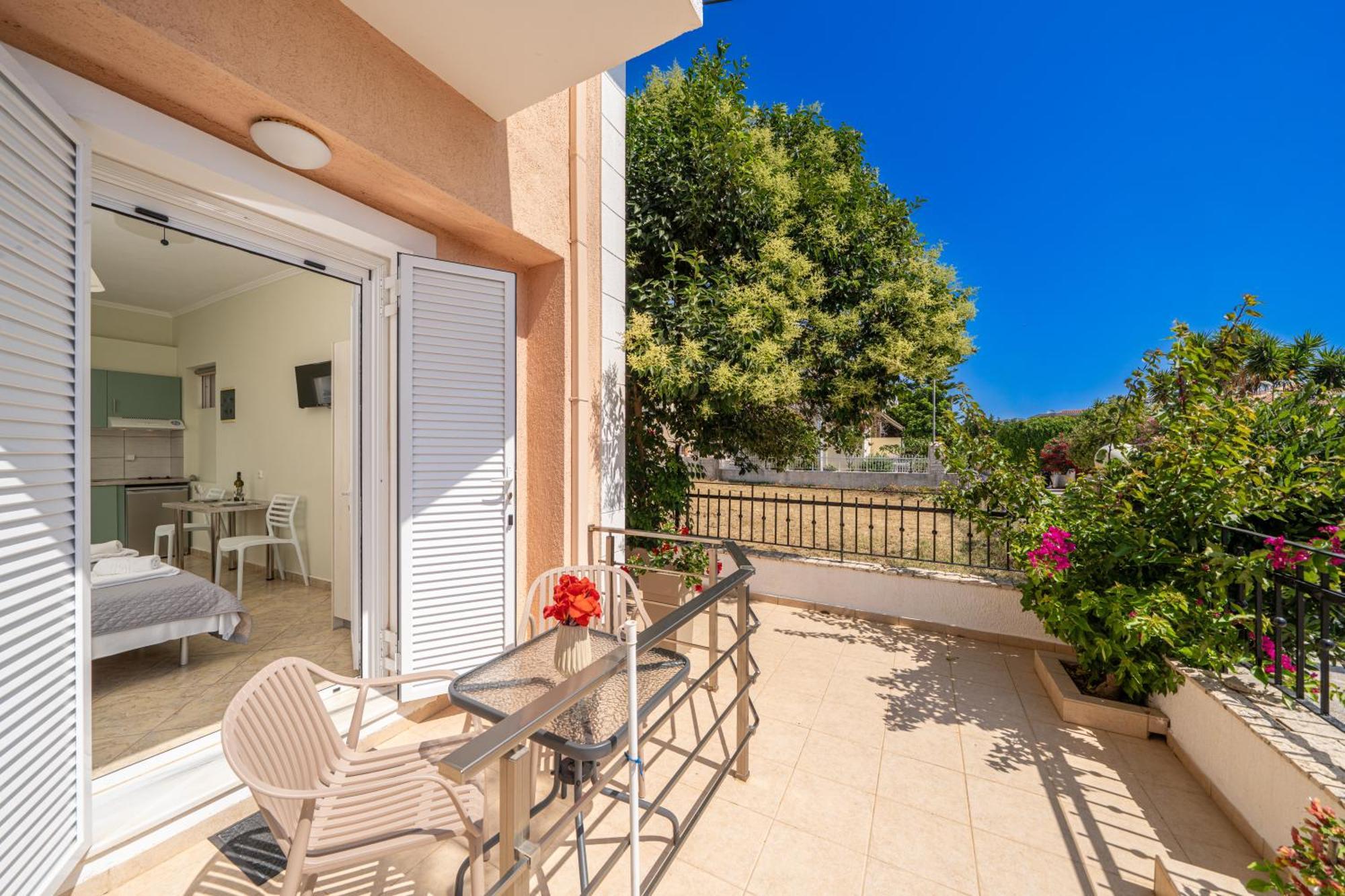 Apartment Dionysios *